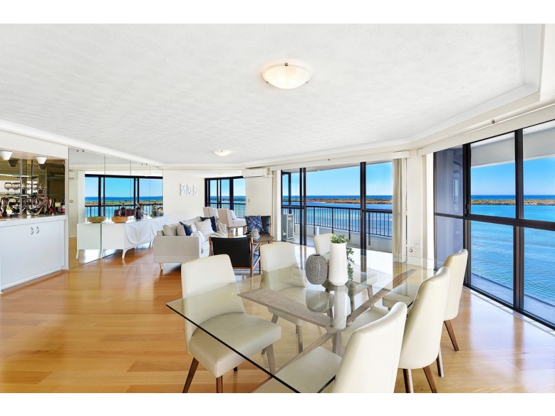 67/17 ‘Broadwater Tower’ Bayview Street, Runaway Bay QLD 4216