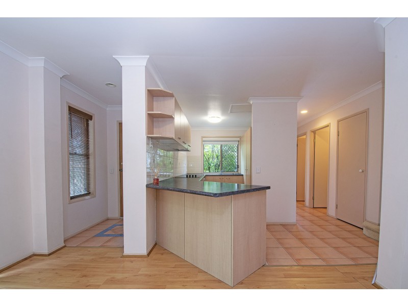 2/64 Riverpark Drive, Nerang QLD 4211