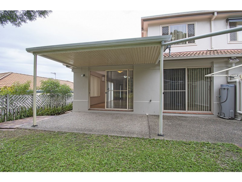 2/64 Riverpark Drive, Nerang QLD 4211