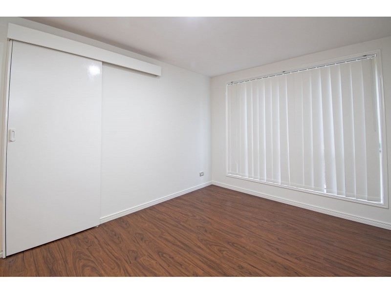 8 West Mountain Court, Parkwood QLD 4214