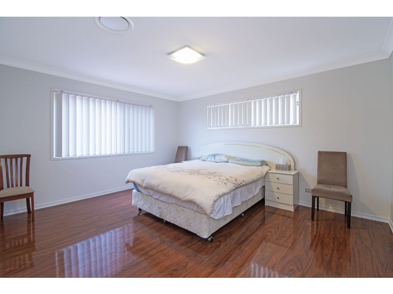 8 West Mountain Court, Parkwood QLD 4214