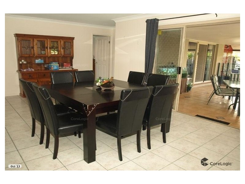 24 Oak Hill Crescent, Parkwood QLD 4214