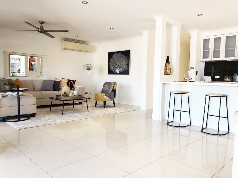 36 Cooleroo Crescent, Southport QLD 4215