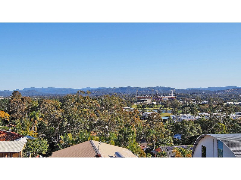 32 Binalong Drive, Ashmore QLD 4214