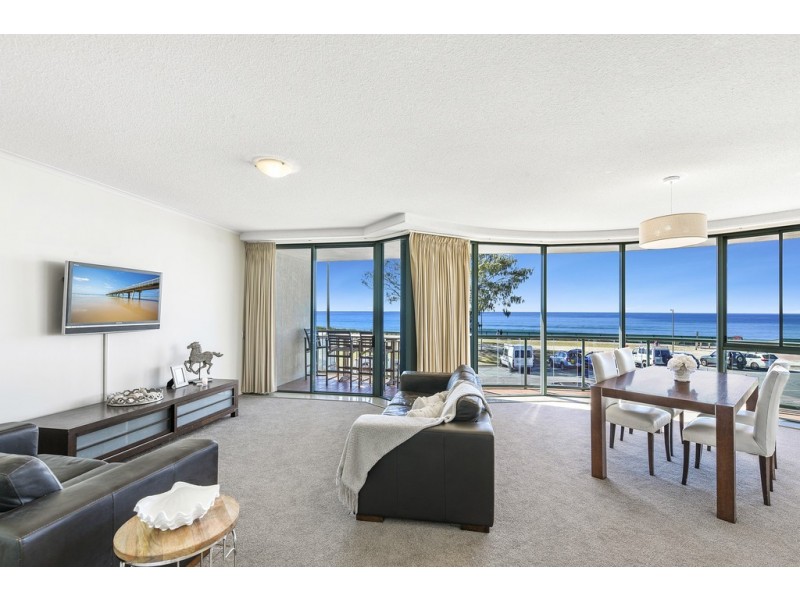 2/3482 ‘The Waterford’ Main Beach Parade, Main Beach QLD 4217