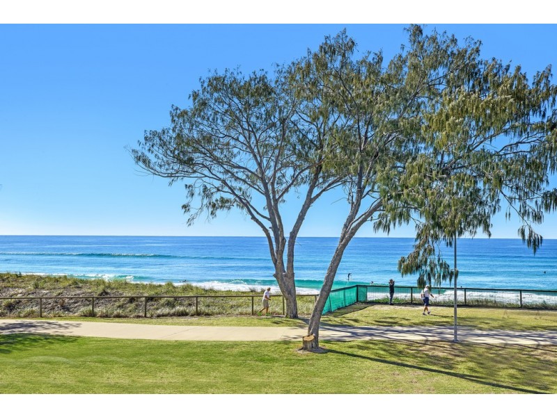 2/3482 ‘The Waterford’ Main Beach Parade, Main Beach QLD 4217