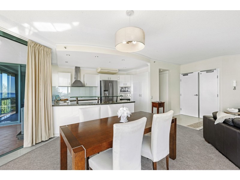 2/3482 ‘The Waterford’ Main Beach Parade, Main Beach QLD 4217