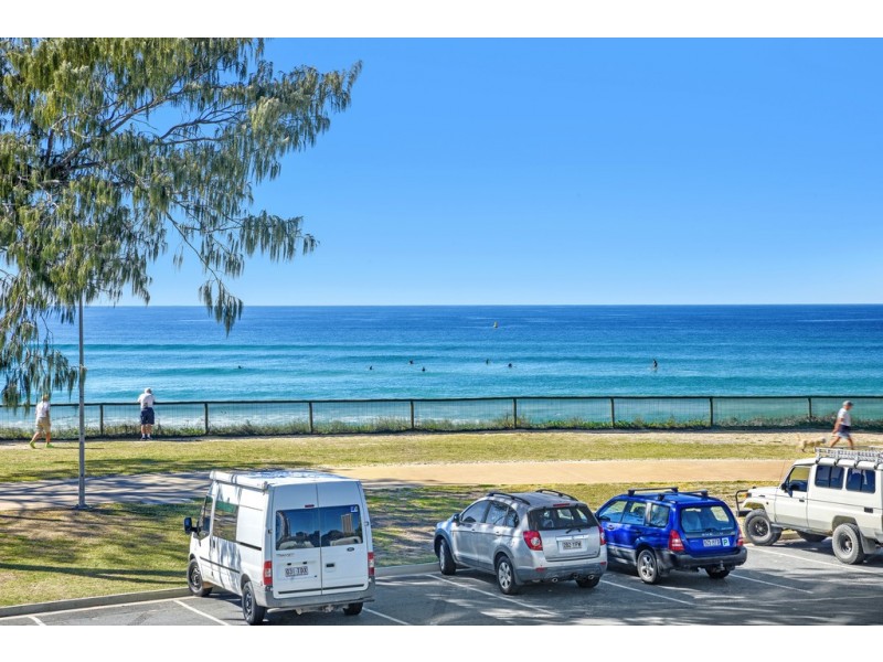 2/3482 ‘The Waterford’ Main Beach Parade, Main Beach QLD 4217