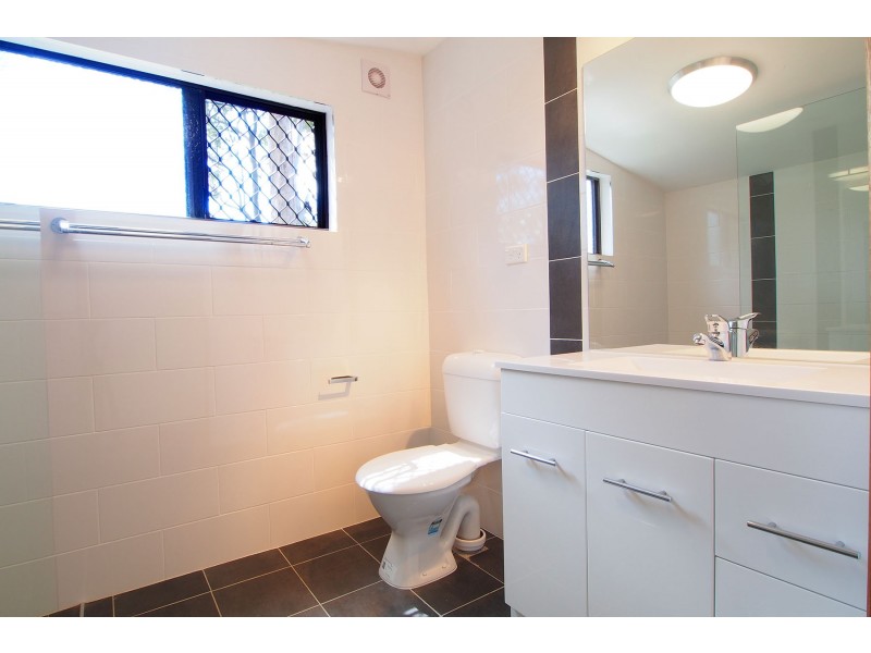 1 Tooraneedin Road, Coomera QLD 4209