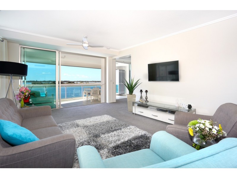 402/300 Marine Parade, Labrador QLD 4215