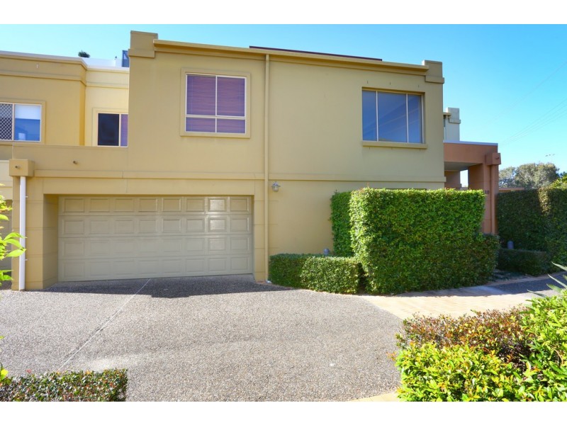 10/24-26 Brighton Parade, Southport QLD 4215