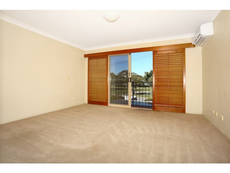 10/24-26 Brighton Parade, Southport QLD 4215