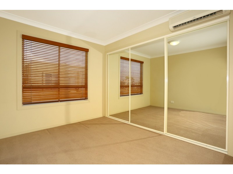 10/24-26 Brighton Parade, Southport QLD 4215