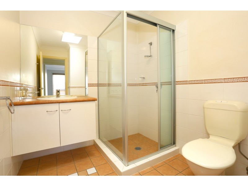 10/24-26 Brighton Parade, Southport QLD 4215