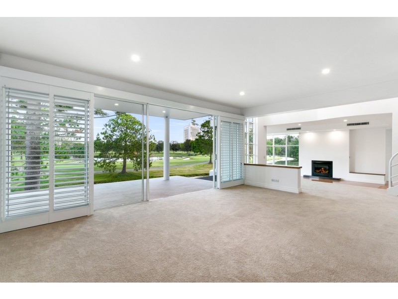 1109 ‘Spring Terraces’ Ross Street, Benowa QLD 4217