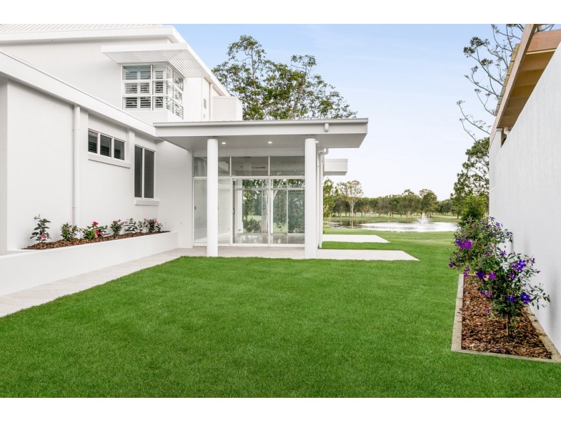 1109 ‘Spring Terraces’ Ross Street, Benowa QLD 4217