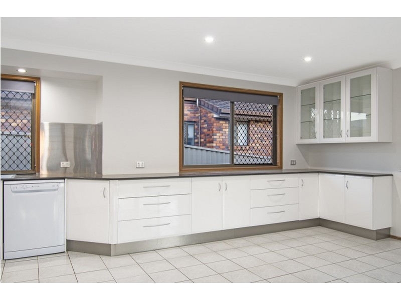 3 Kel Nagle Court, Parkwood QLD 4214