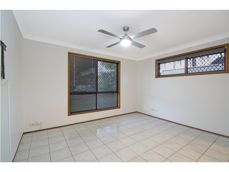 3 Kel Nagle Court, Parkwood QLD 4214