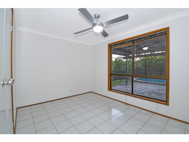 3 Kel Nagle Court, Parkwood QLD 4214