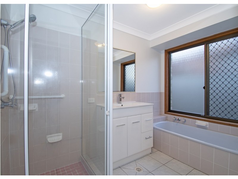 3 Kel Nagle Court, Parkwood QLD 4214