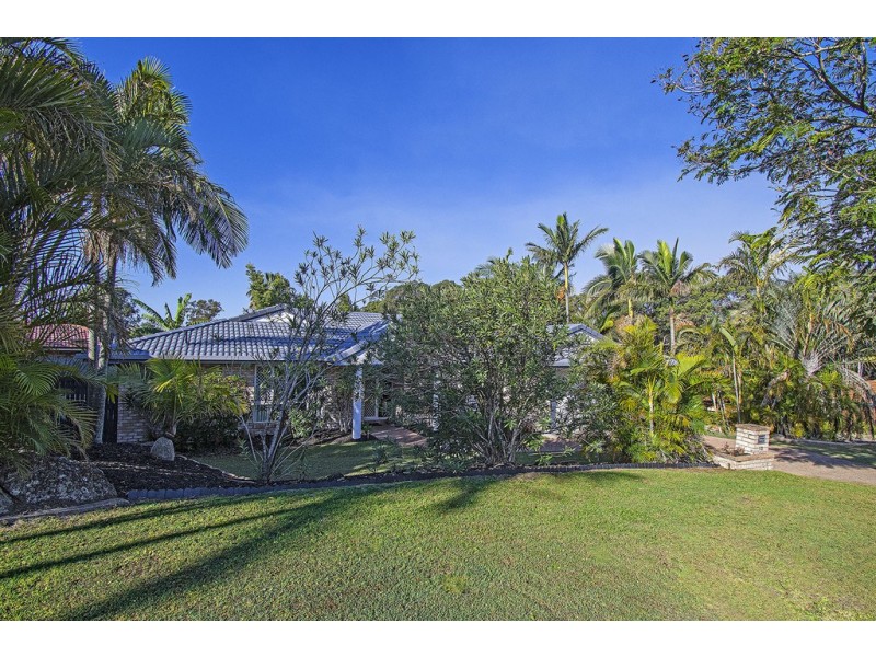 13 Hirono Court, Parkwood QLD 4214