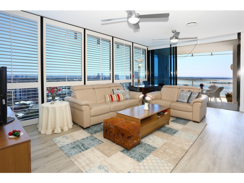 1601/230 ‘Lumiere’ Marine Parade, Labrador QLD 4215