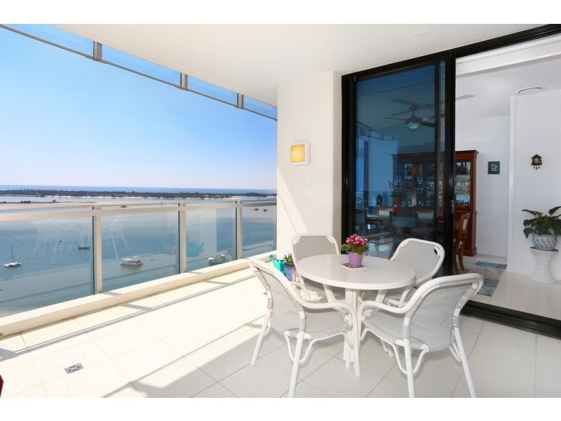 1601/230 ‘Lumiere’ Marine Parade, Labrador QLD 4215