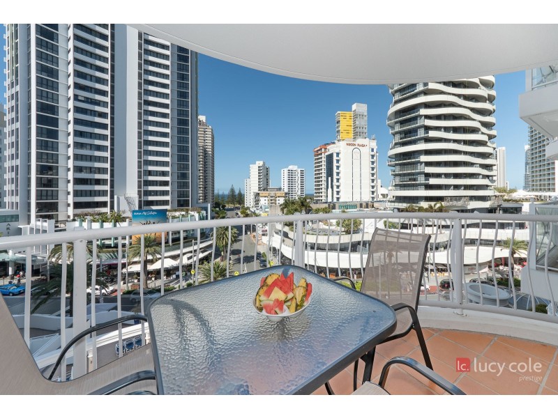 Broadbeach QLD 4218