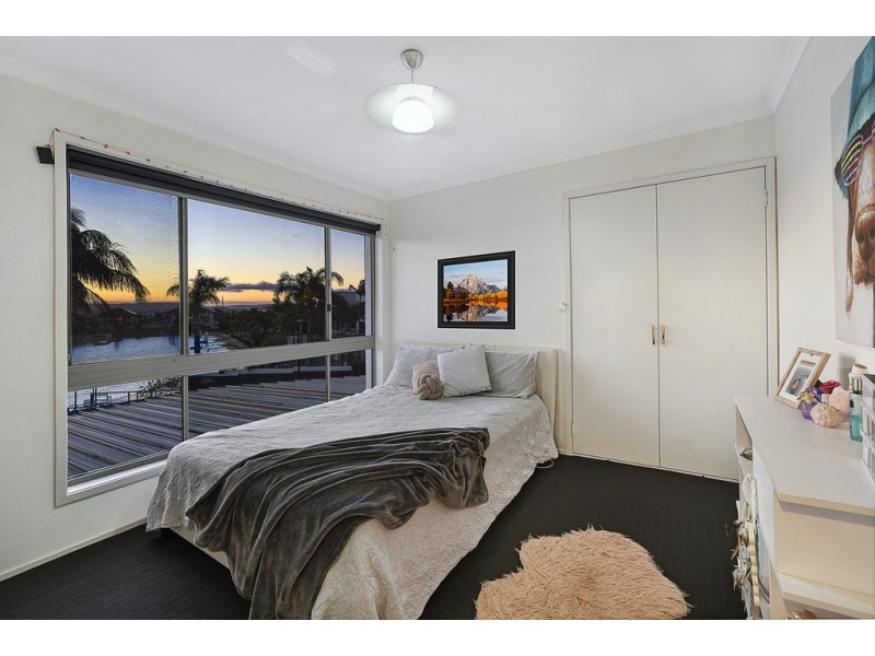 265 Rio Vista Boulevard, Mermaid Waters QLD 4218