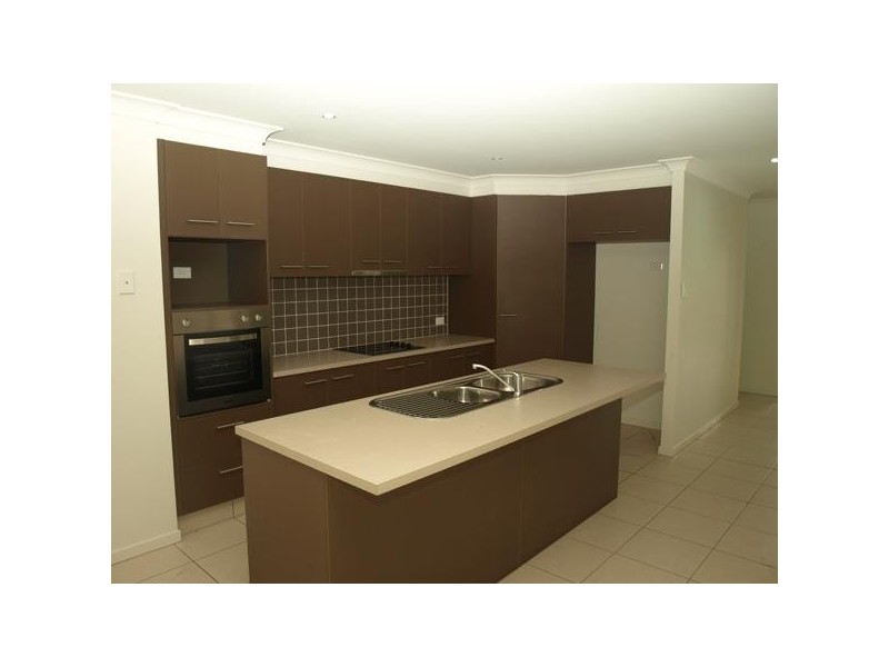 13 Lillypilly Court, Helensvale QLD 4212