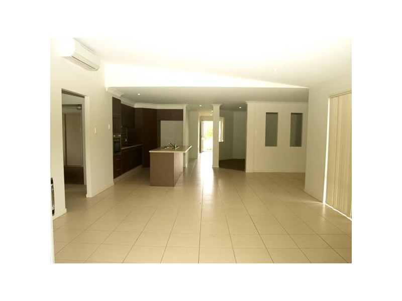13 Lillypilly Court, Helensvale QLD 4212