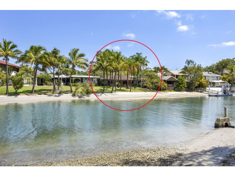 7 Wildash Street, Southport QLD 4215