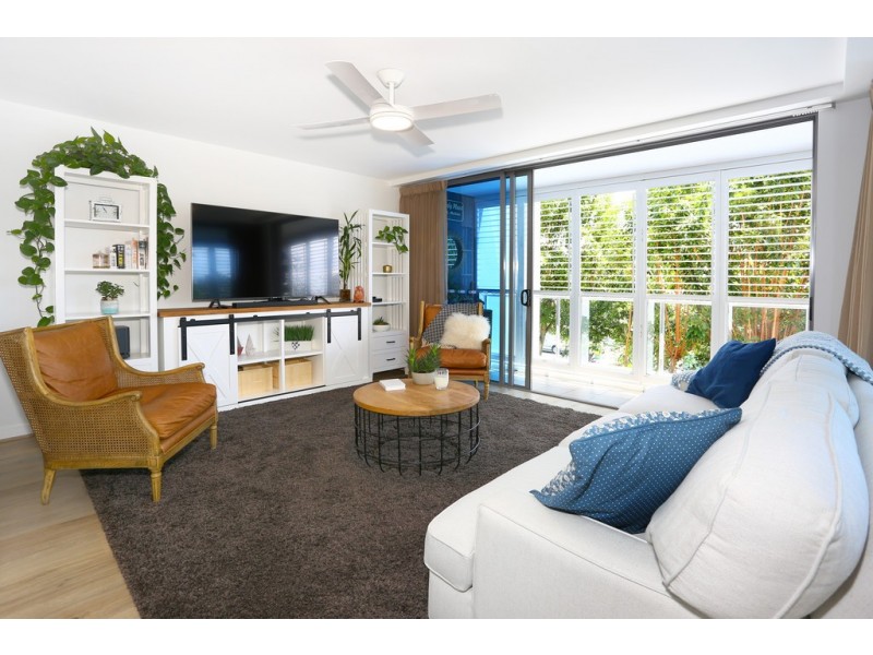 2101/438 Marine Parade, Biggera Waters QLD 4216