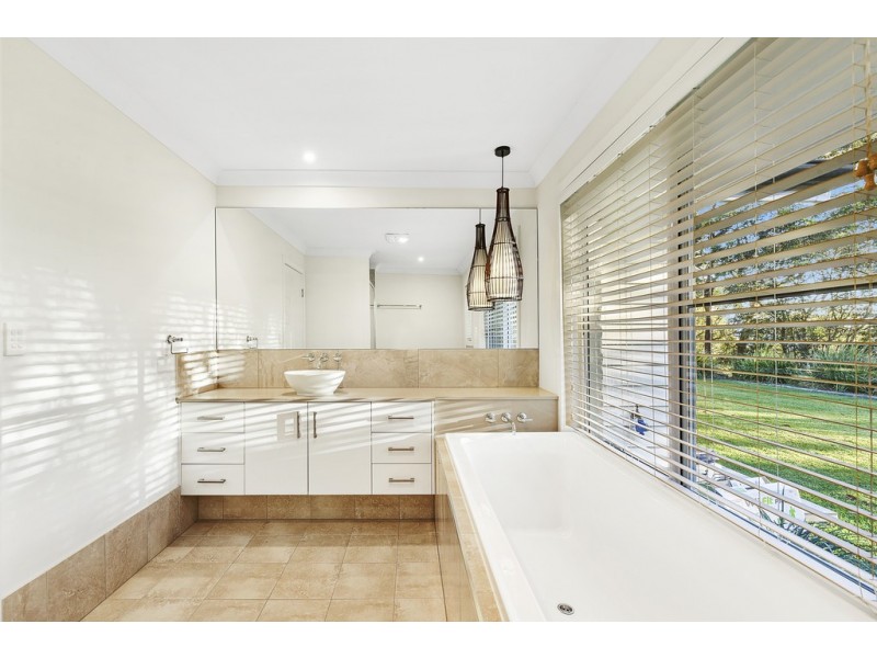 41 Kagoola Drive, Mudgeeraba QLD 4213