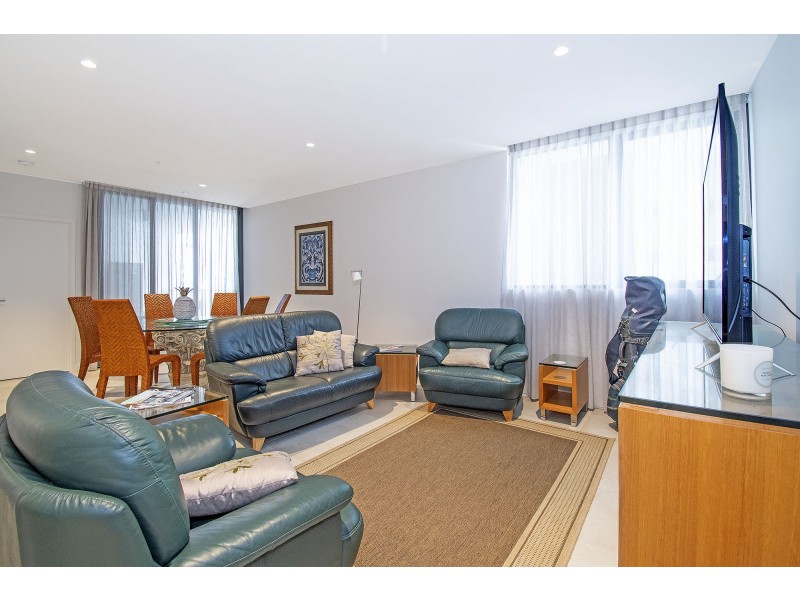 902/3 Northcliffe Residences 3 Northcliffe Terrace, Surfers Paradise QLD 4217