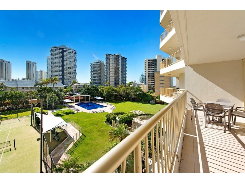 41/1 ‘Contessa’ Serisier Avenue, Main Beach QLD 4217