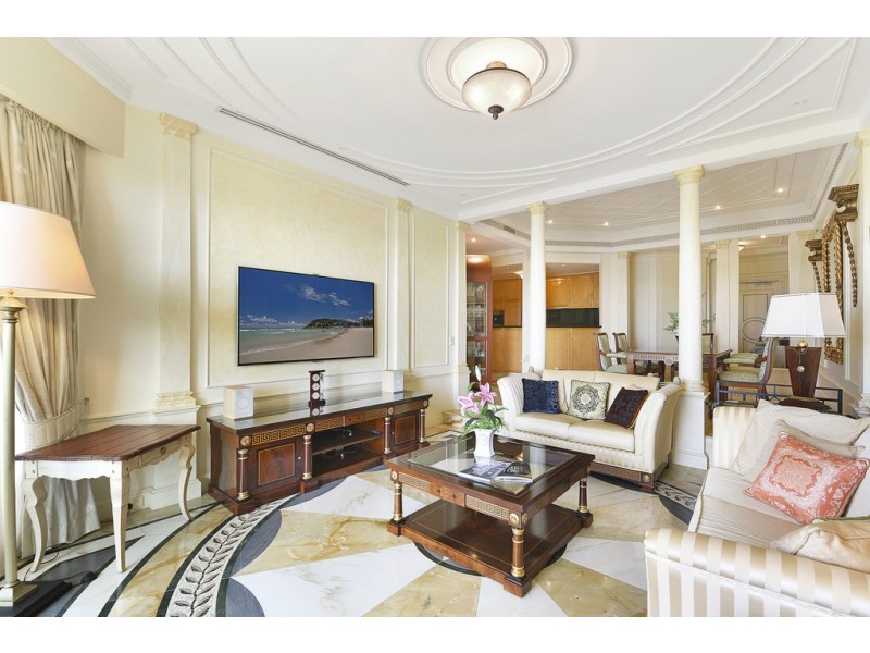 Condo 72 Palazzo Versace, 94 Seaworld Drive, Main Beach QLD 4217