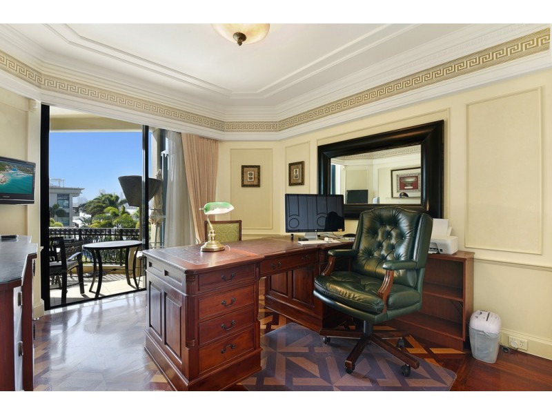 Condo 72 Palazzo Versace, 94 Seaworld Drive, Main Beach QLD 4217