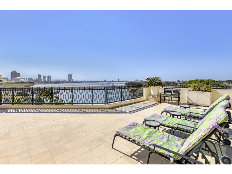 Condo 72 Palazzo Versace, 94 Seaworld Drive, Main Beach QLD 4217