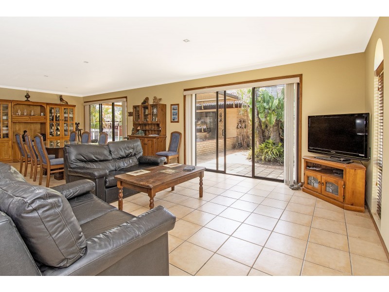 52 Koola Drive, Nerang QLD 4211