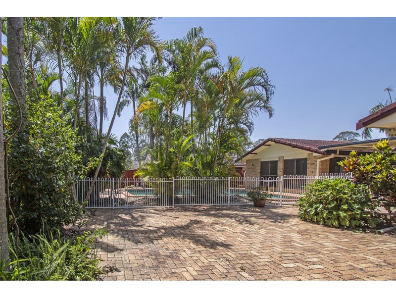 52 Koola Drive, Nerang QLD 4211