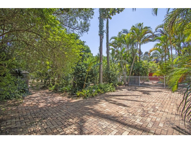 52 Koola Drive, Nerang QLD 4211
