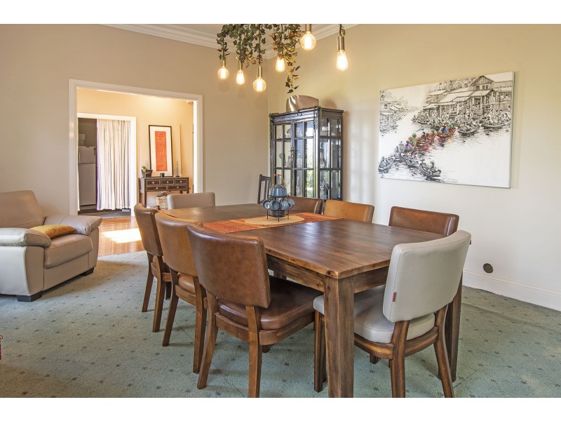 11 Paperbark Court, Parkwood QLD 4214