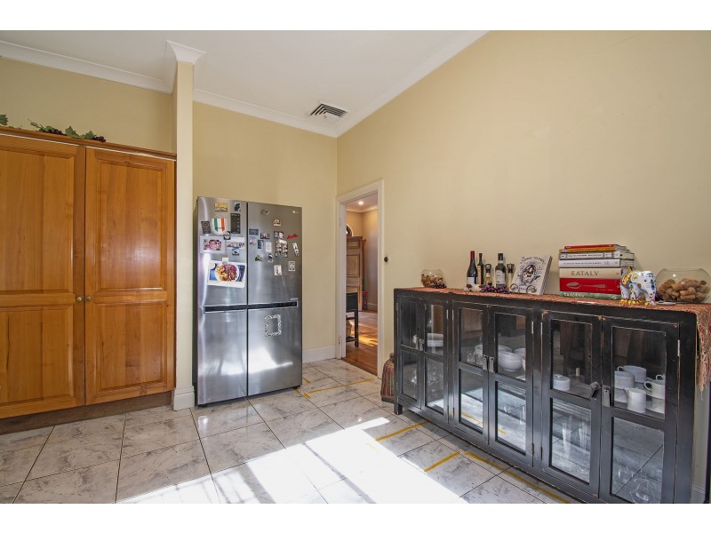 11 Paperbark Court, Parkwood QLD 4214