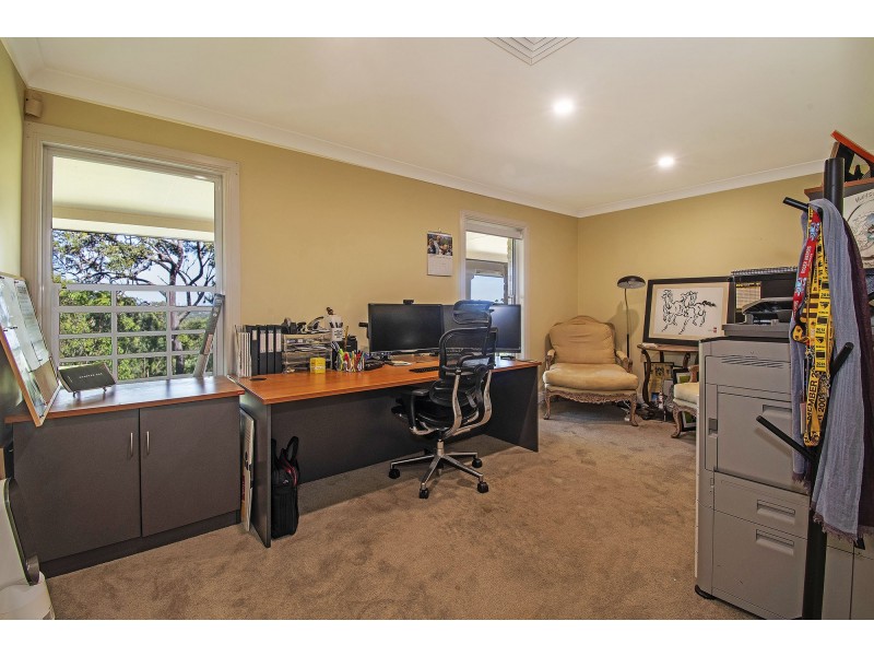 11 Paperbark Court, Parkwood QLD 4214