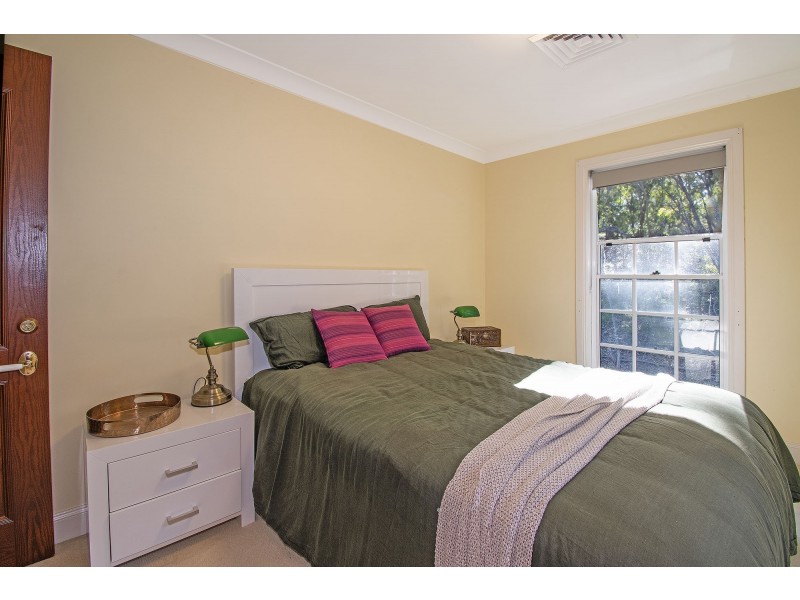 11 Paperbark Court, Parkwood QLD 4214