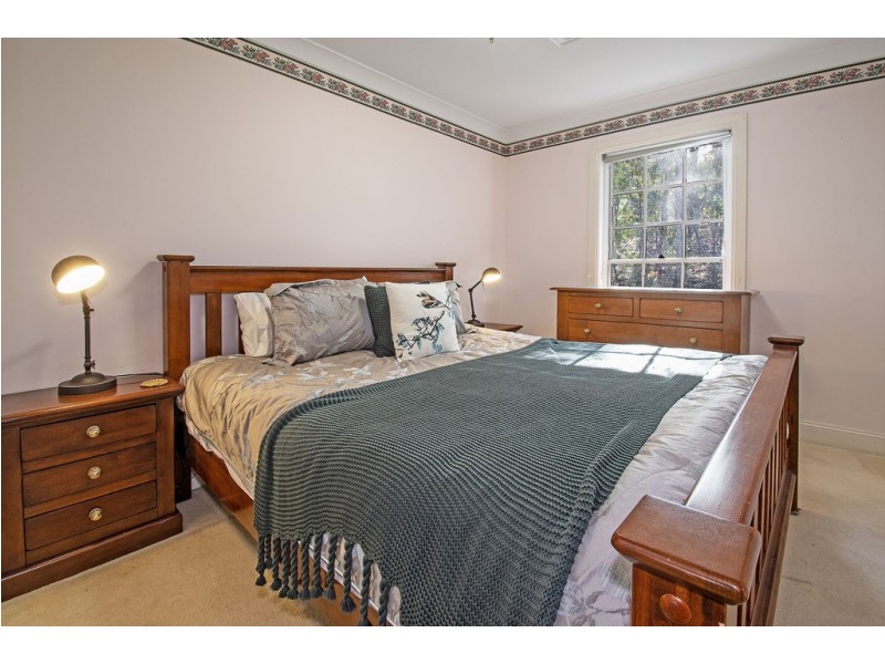 11 Paperbark Court, Parkwood QLD 4214