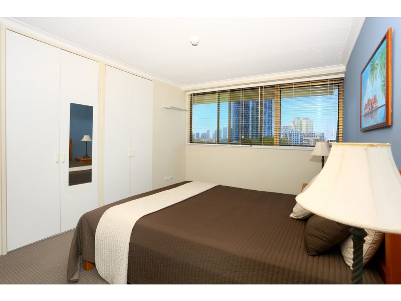 6E/10 Marine Parade ‘Huntington’, Southport QLD 4215