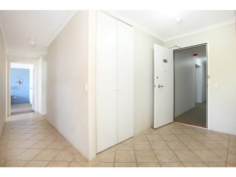 6E/10 Marine Parade ‘Huntington’, Southport QLD 4215