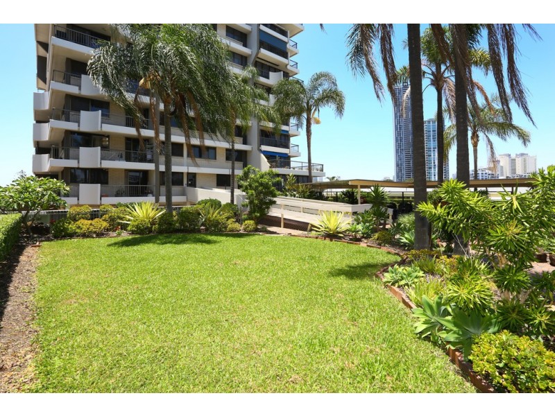 6E/10 Marine Parade ‘Huntington’, Southport QLD 4215